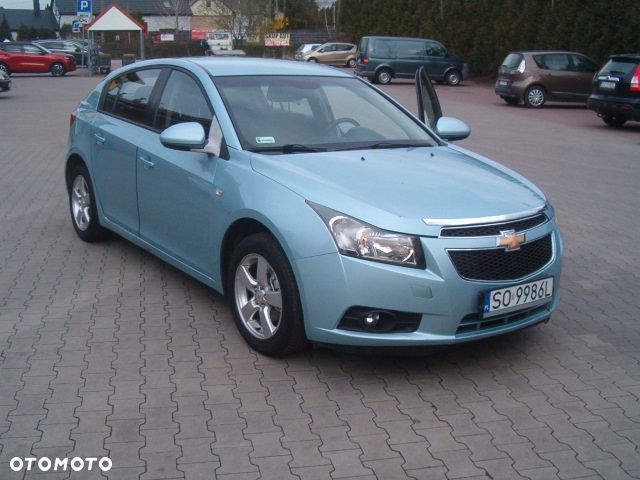Chevrolet Cruze - 10