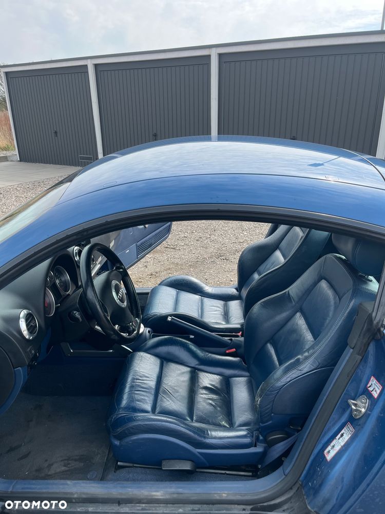 Audi TT Coupé 1.8T - 11