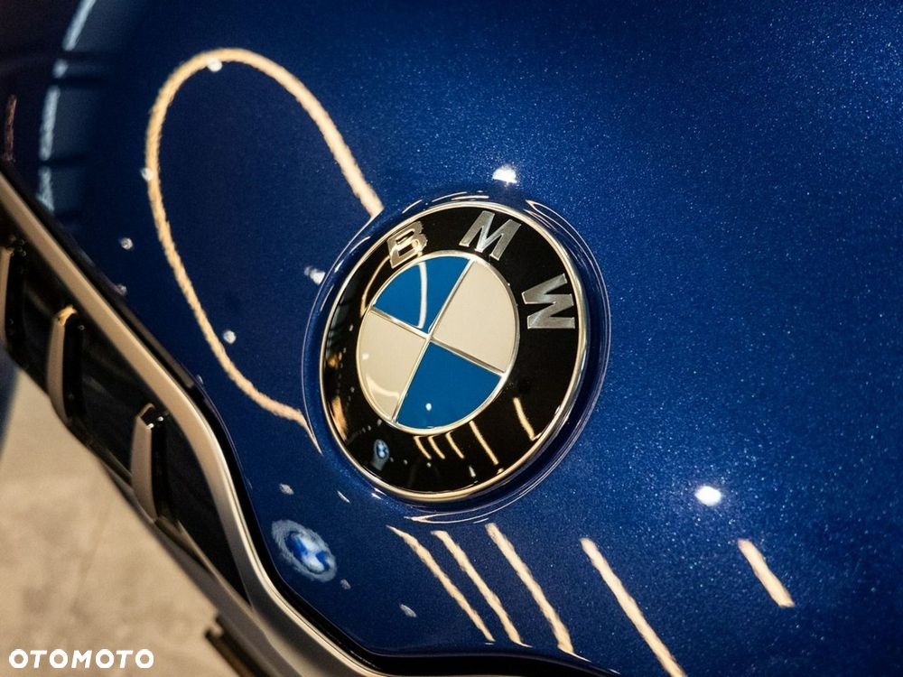 BMW X1 sDrive20i mHEV - 12