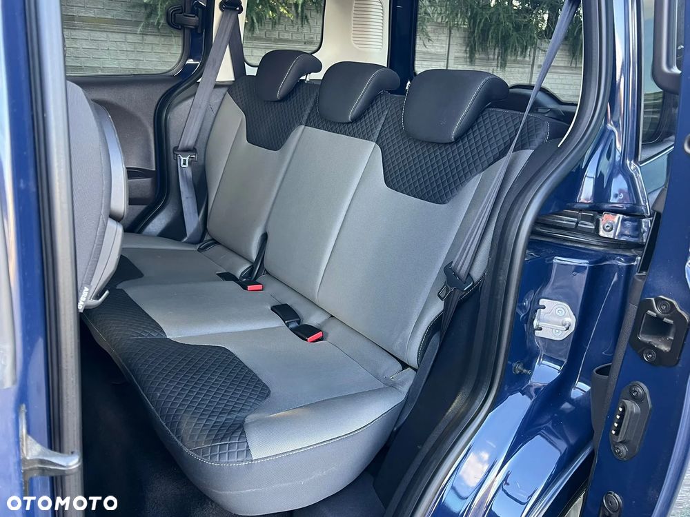 Ford Tourneo Courier 1.0 EcoBoost Ambiente - 22