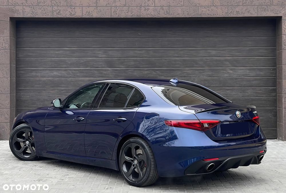 Alfa Romeo Giulia - 3