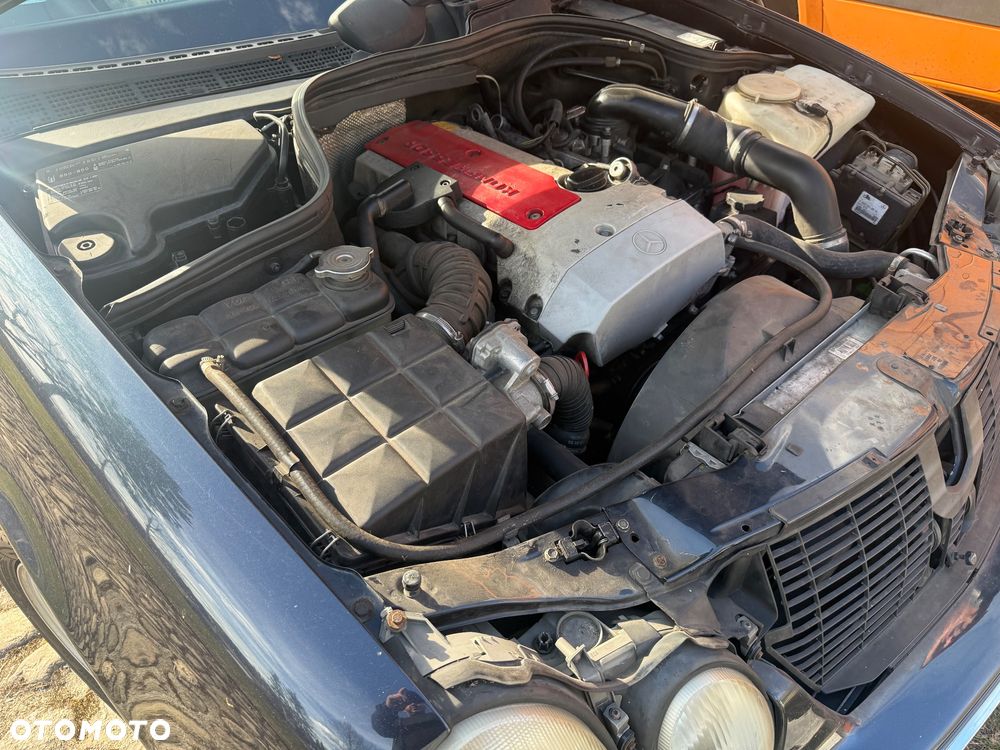 Mercedes-Benz CLK - 9