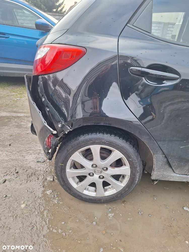 Mazda 2 1.3 Exclusive - 4
