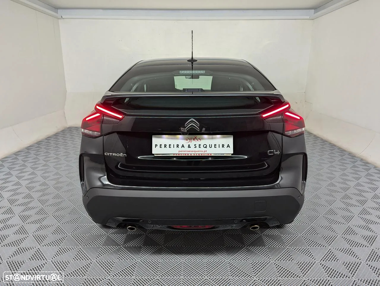 Citroën C4 1.2 PureTech Plus - 8