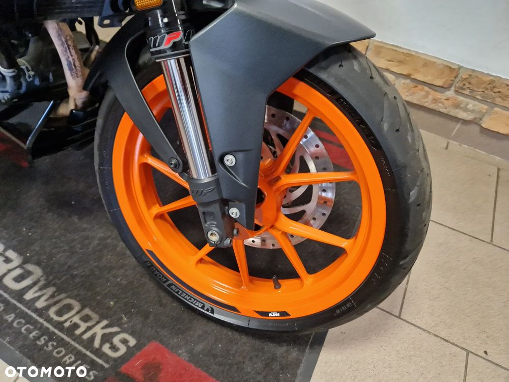 KTM Duke 125 - 33