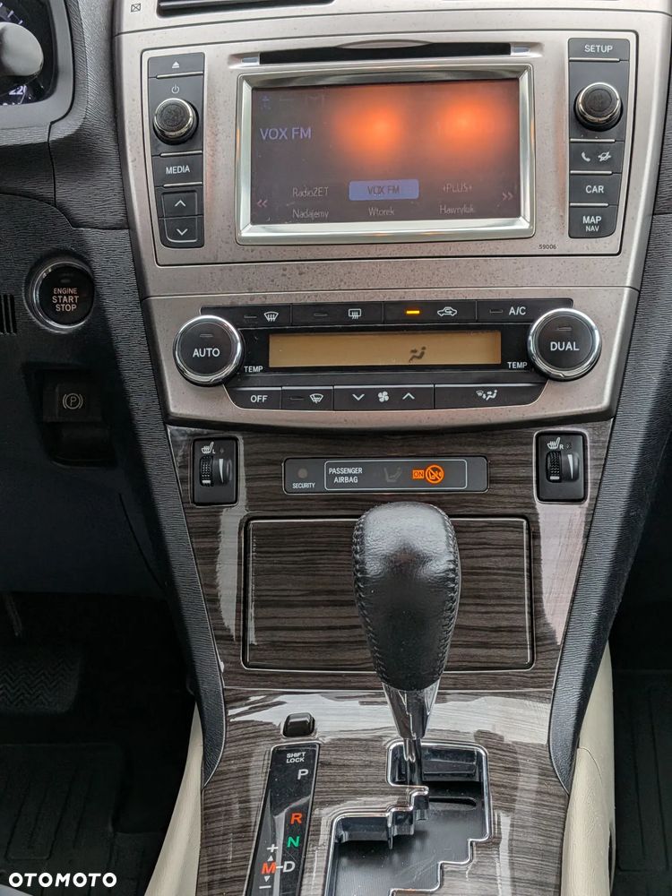 Toyota Avensis 2.0 Prestige EU5 MS - 17