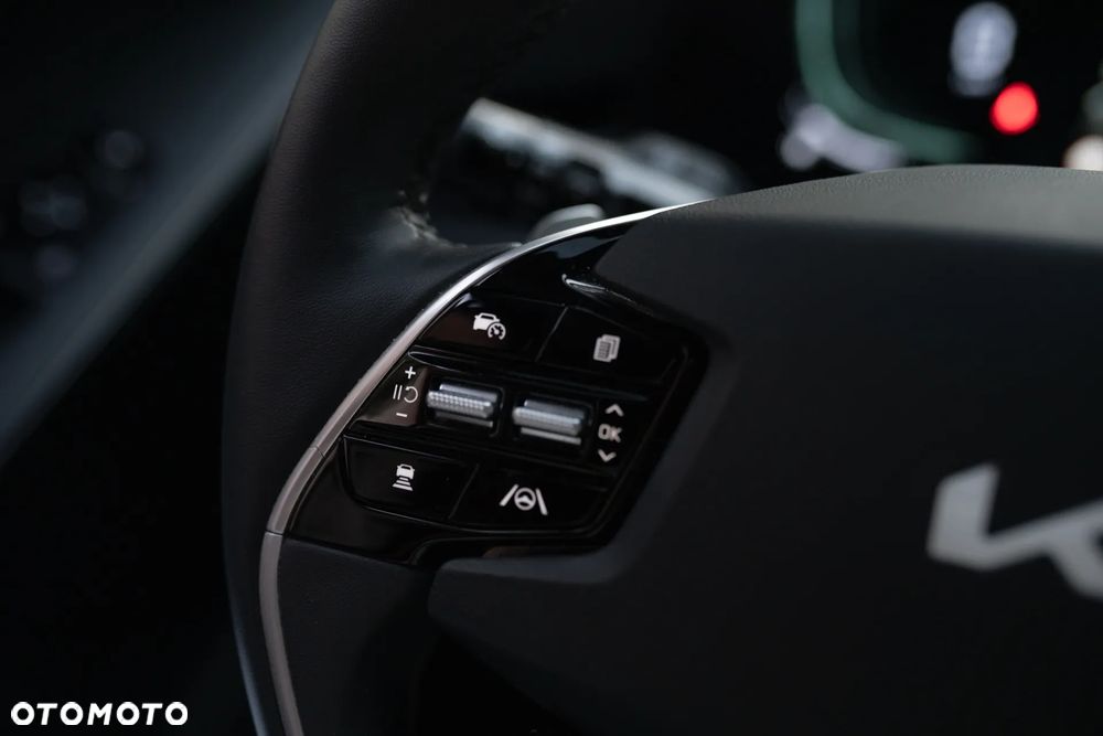 Kia Niro 1.6 GDI Hybrid L - 11