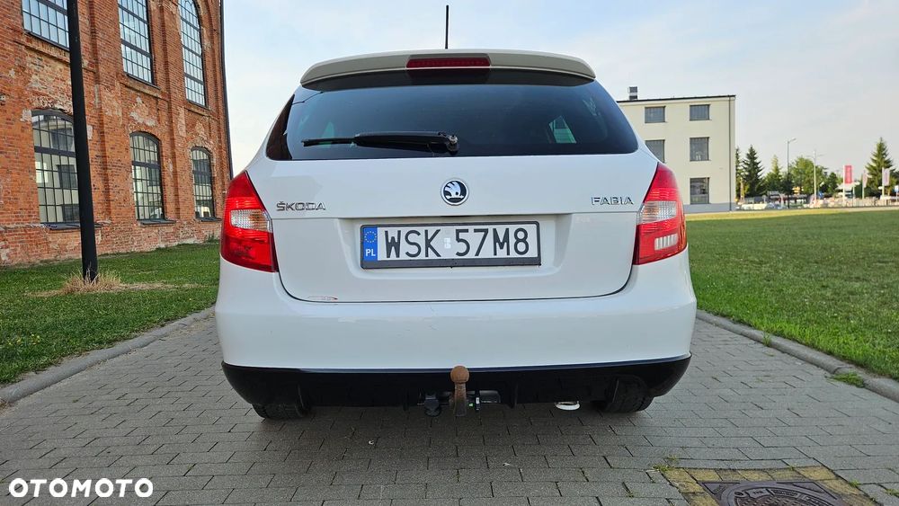 Skoda Fabia 1.2 TSI Monte Carlo - 17