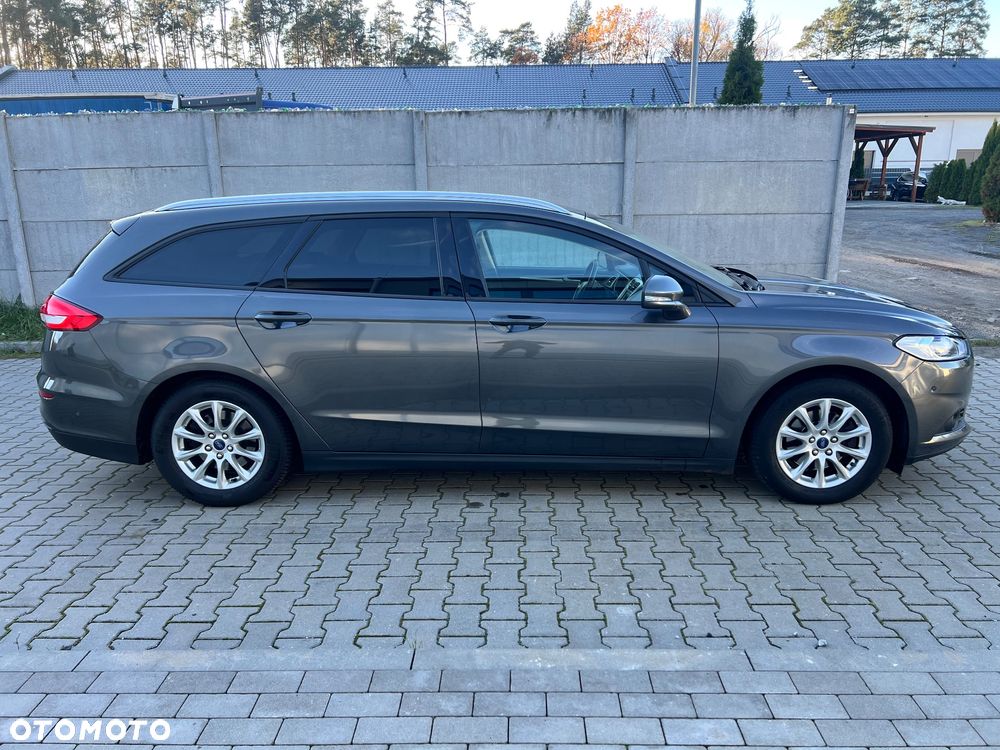 Ford Mondeo SW - 16