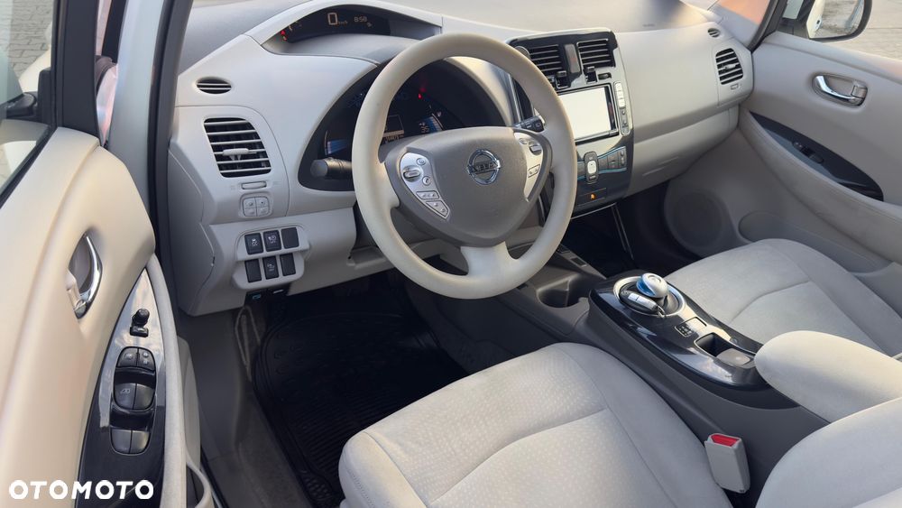 Nissan Leaf - 13
