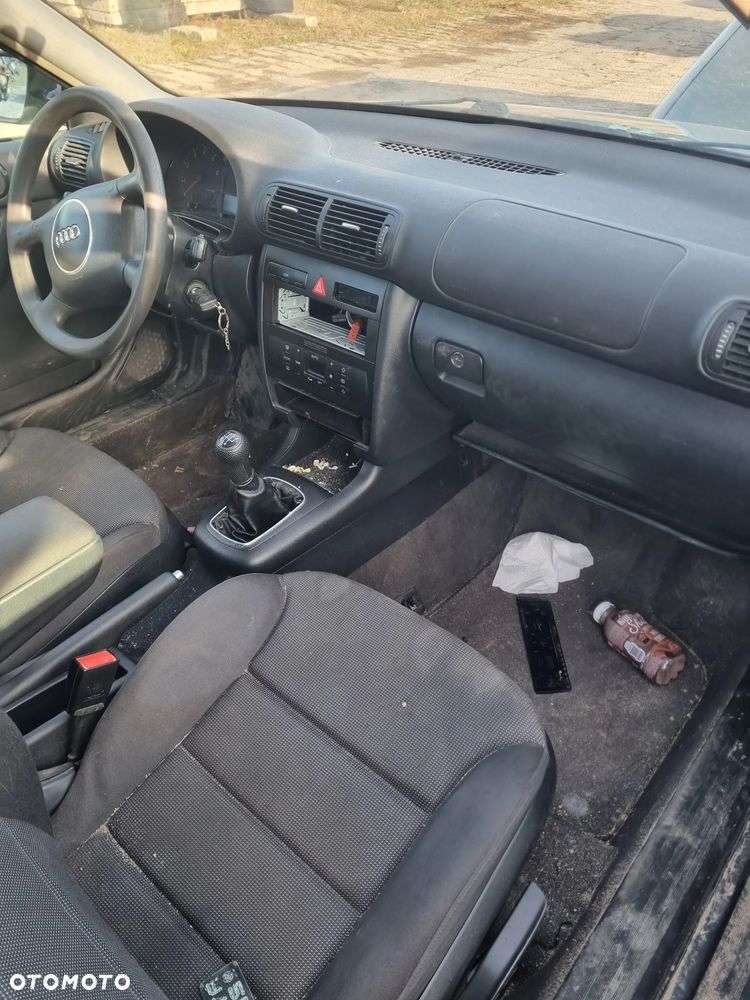 Audi A3 8l lift 3d 1.6sr 8v AVU skrzynia DUU lakier LZ9W na części - 7