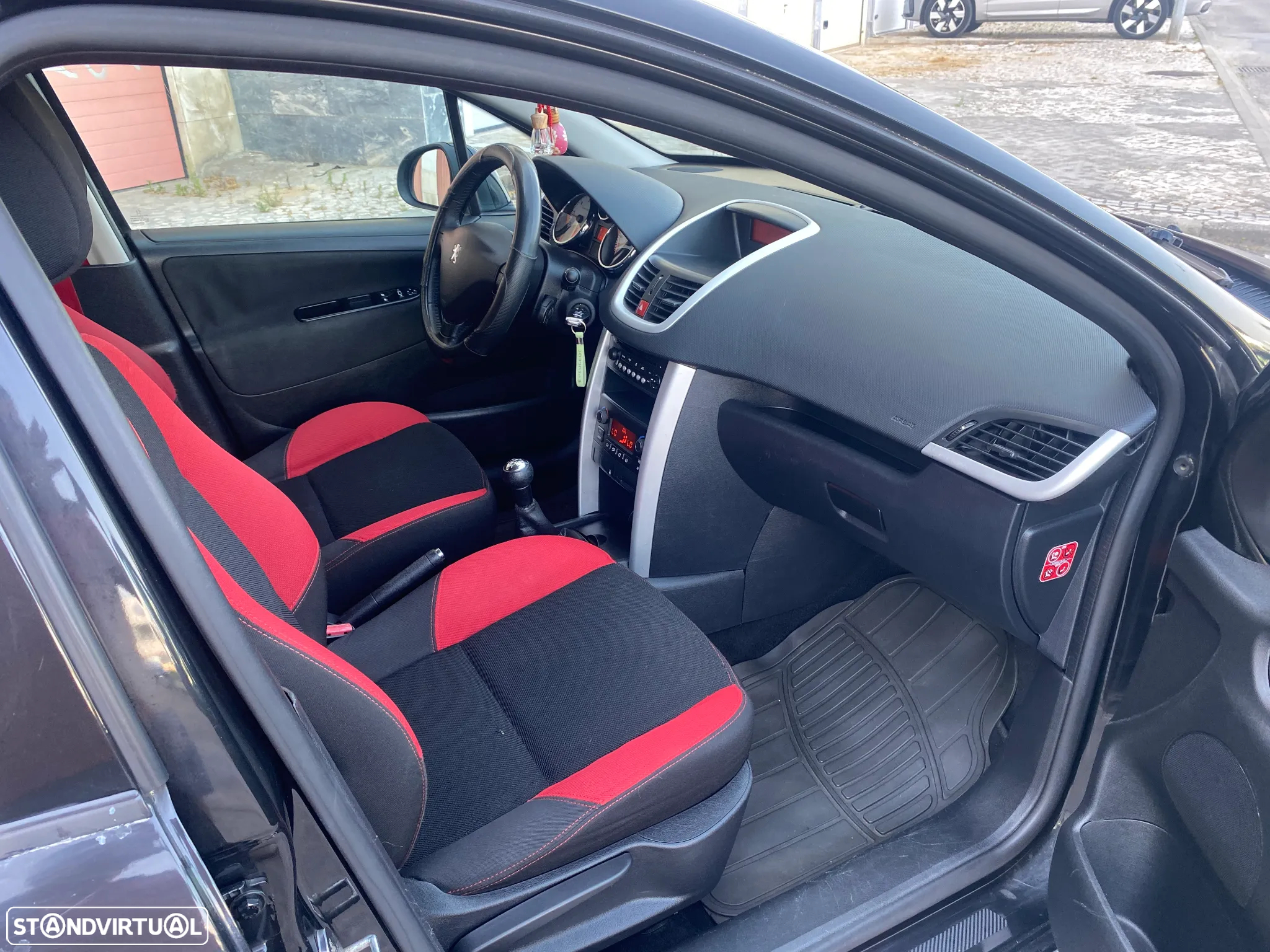 Peugeot 207 SW 1.6 HDi Active - 19