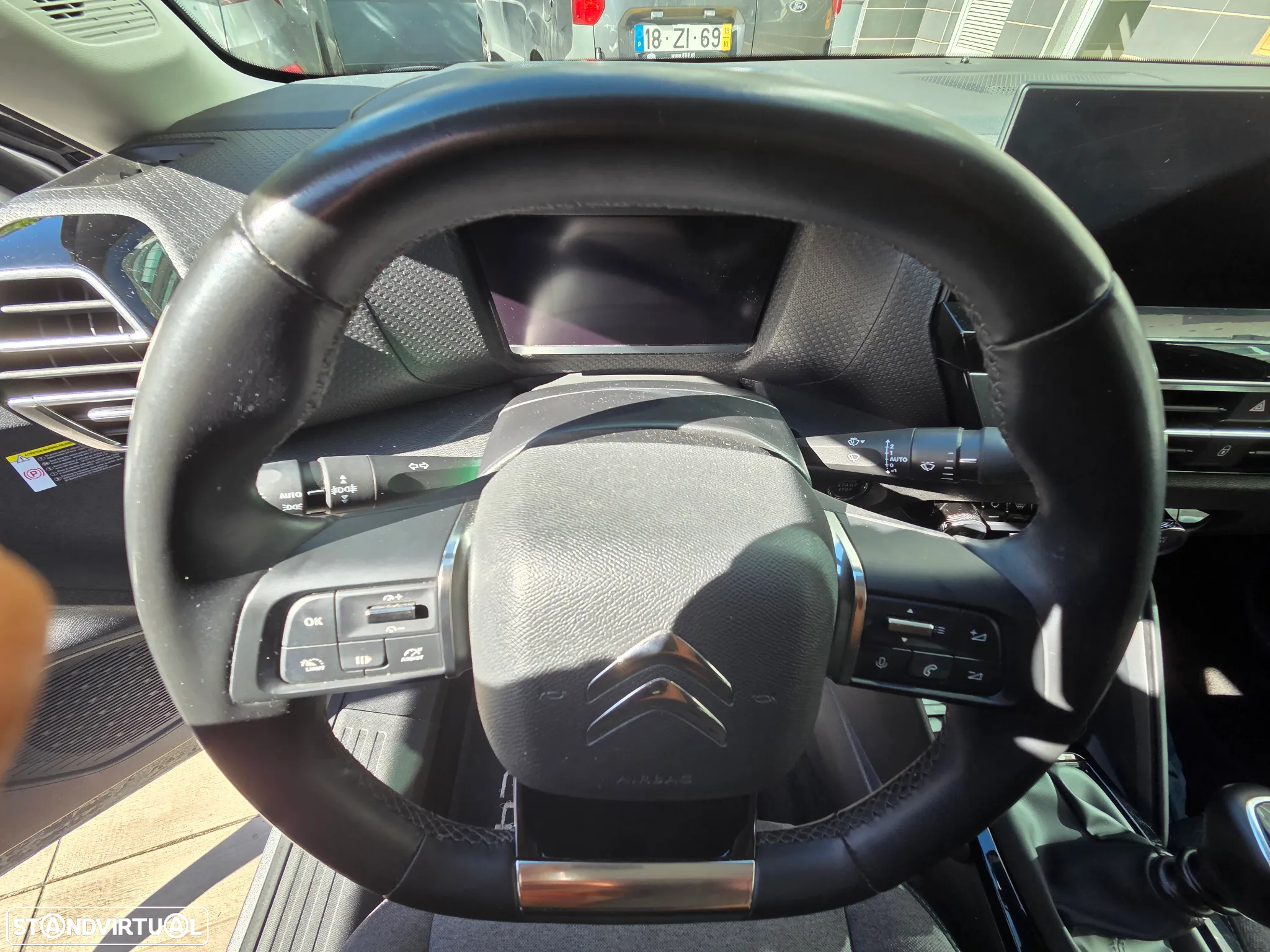 Citroën C4 1.2 PureTech Shine - 22