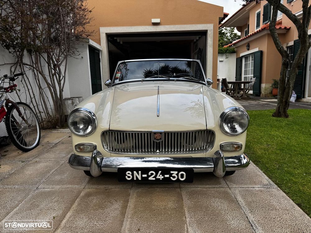 MG Midget - 2