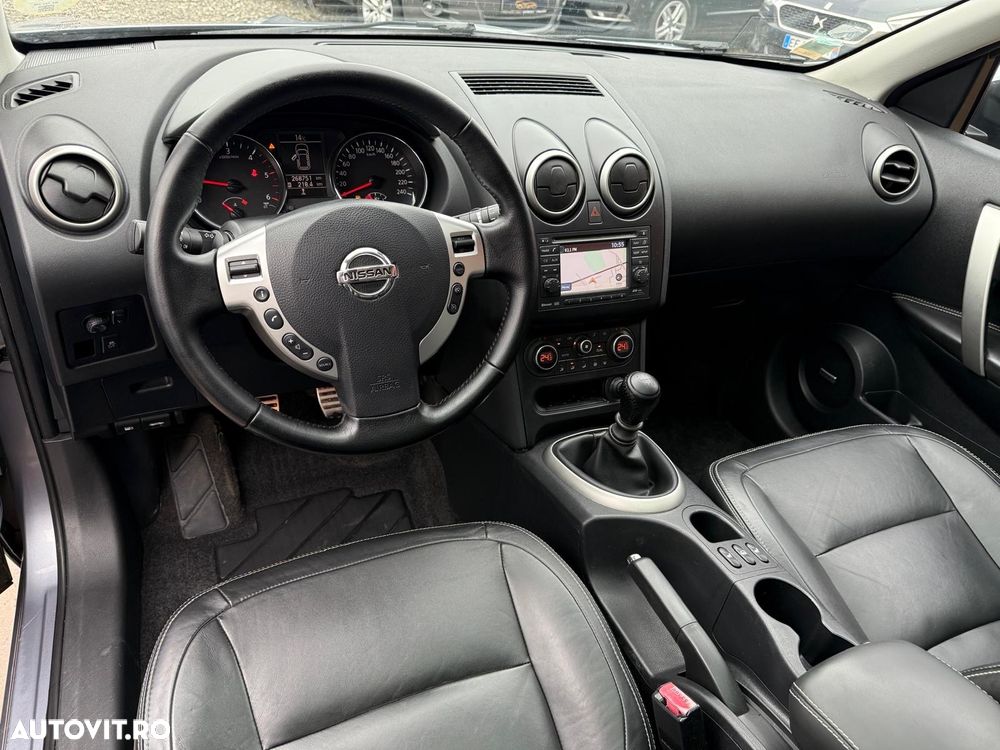 Nissan Qashqai+2 - 10