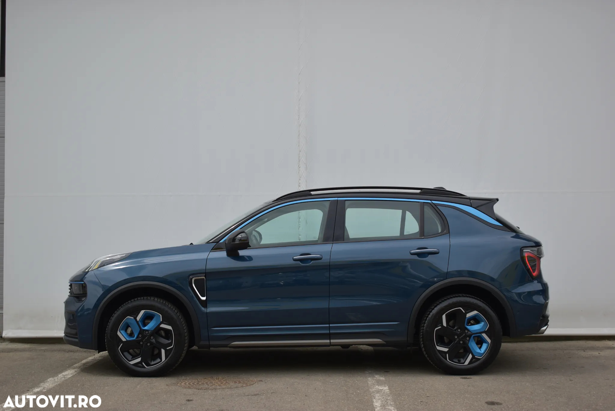 Lynk&Co 01 - 3