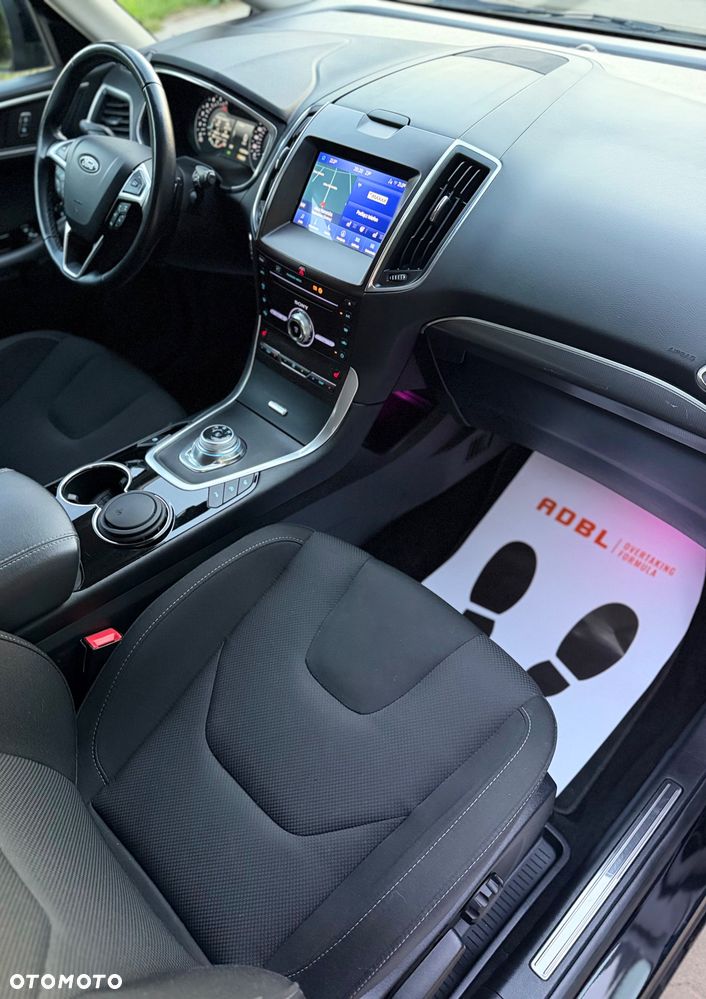 Ford S-Max 2.0 EcoBlue Titanium - 27