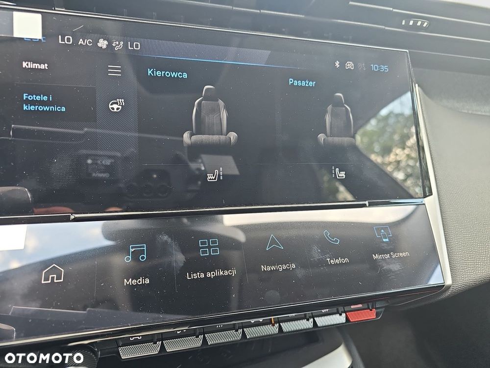 Peugeot 408 - 15