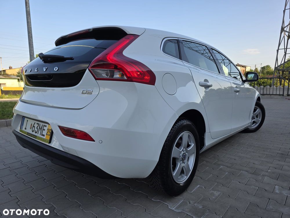 Volvo V40 D2 - 3