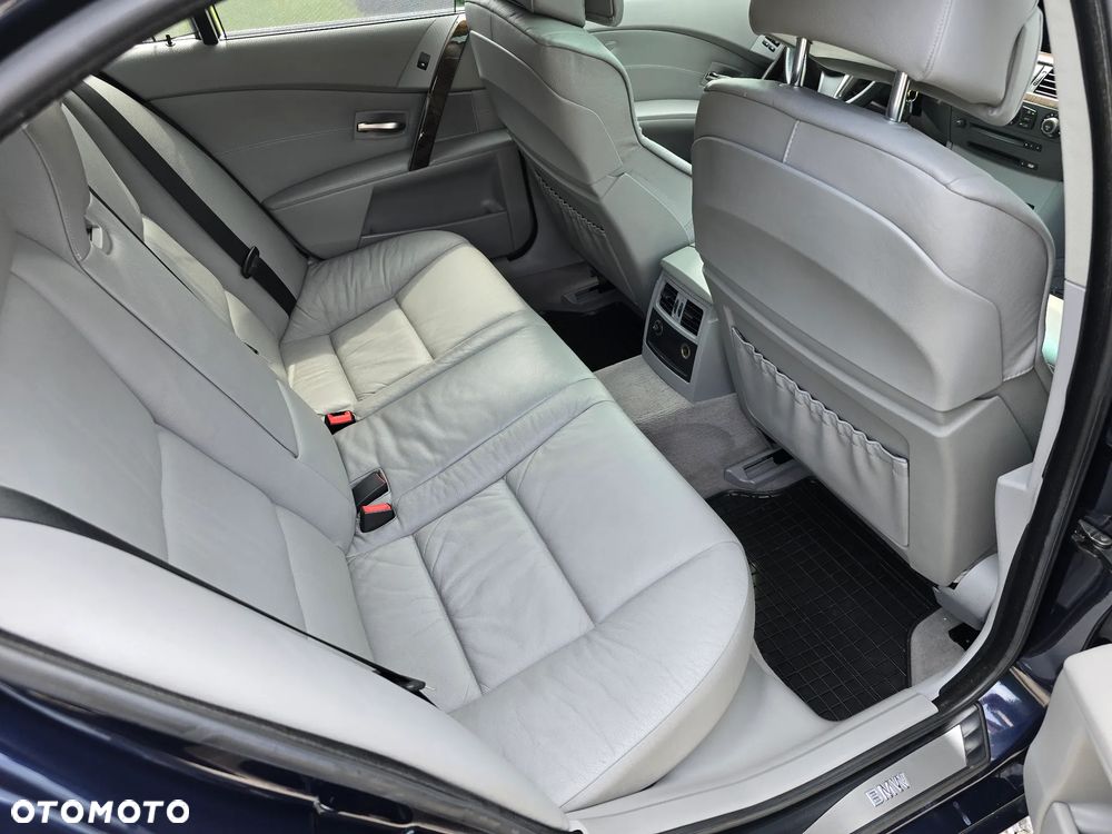 BMW Seria 5 530i - 20