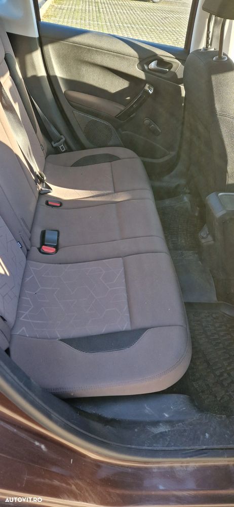 Peugeot 2008 1.6 VTi Active - 12