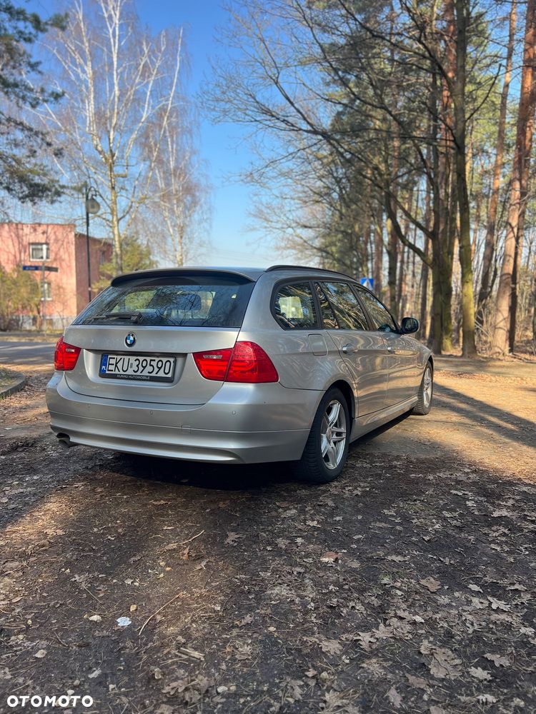 BMW Seria 3 318d DPF - 3
