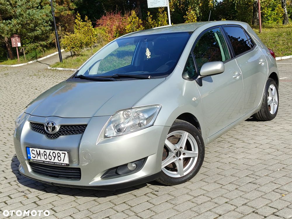 Toyota Auris 2.0 D-4D Executive - 2