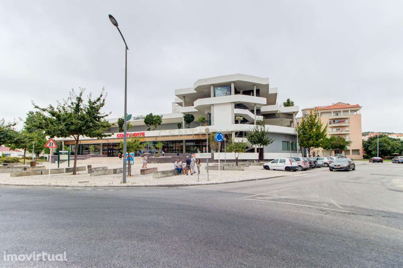 Parqueamento no centro de Alverca, nas Galerias do Choupal! - Grande imagem: 4/4