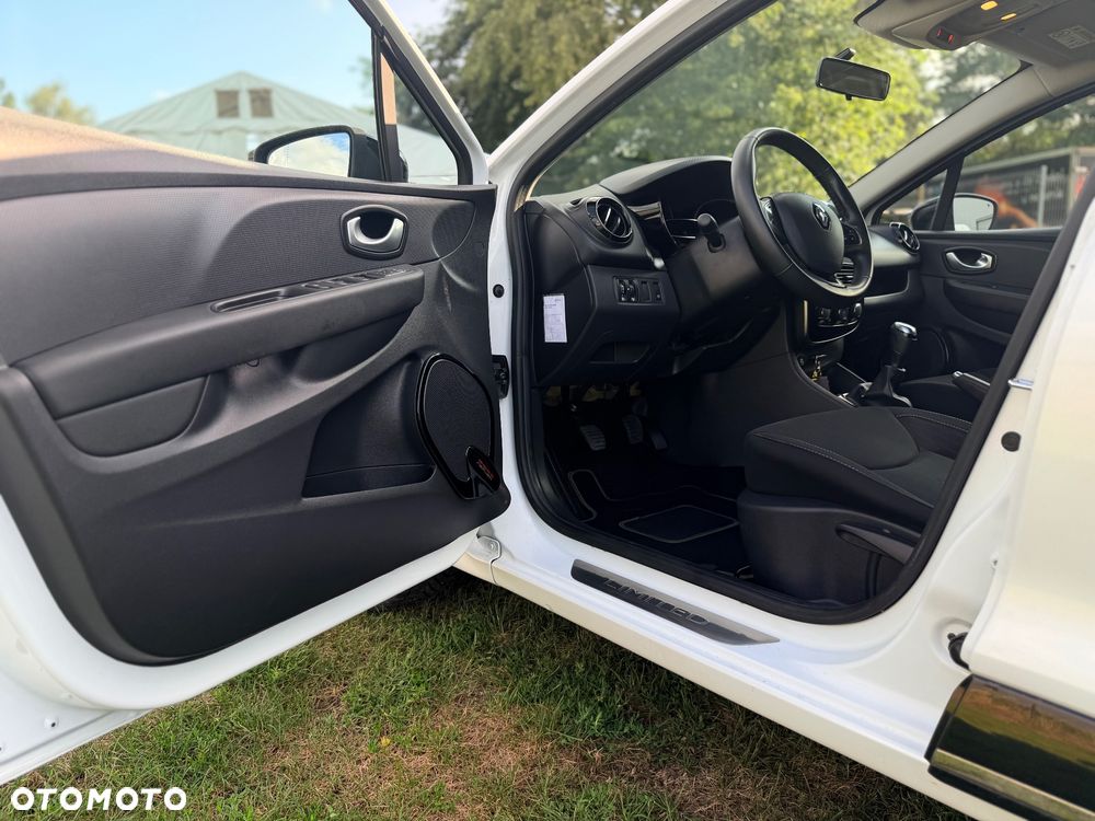 Renault Clio - 9