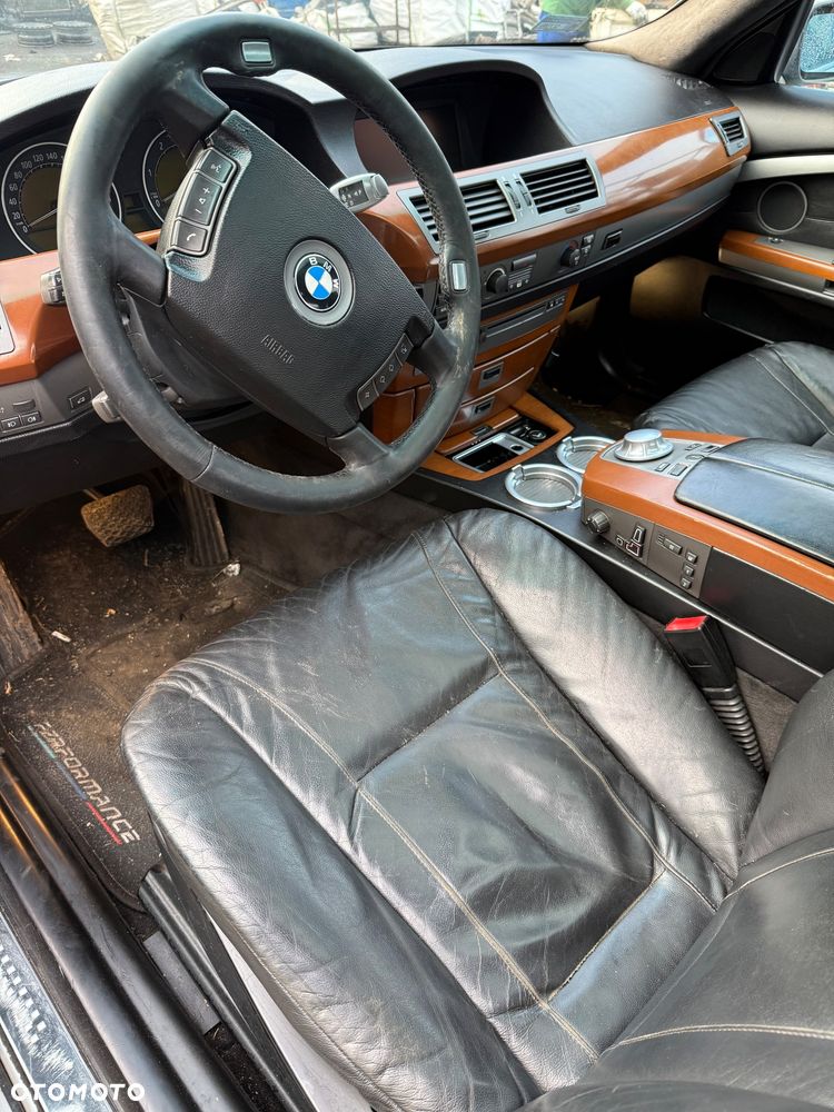 BMW 7 E65 730D na części - 8
