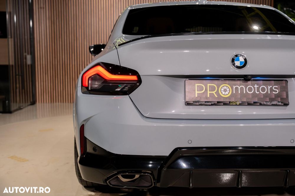 BMW M2 M240i xDrive AT - 25