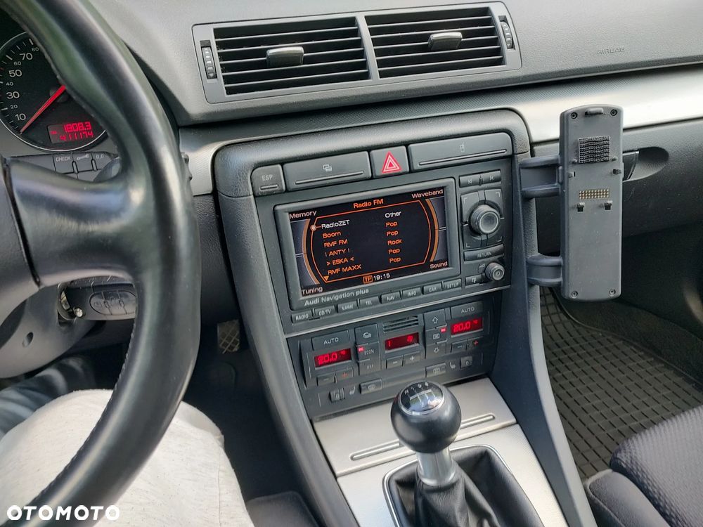 Audi A4 Avant 1.9 TDI - 13