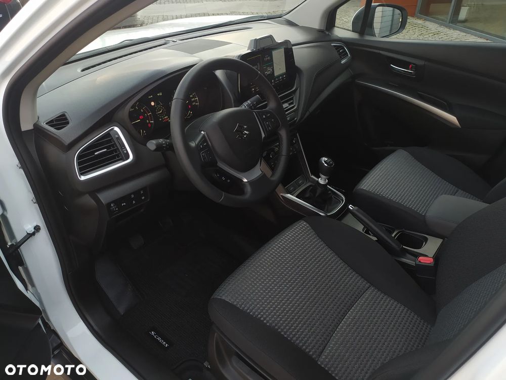 Suzuki S-Cross 1.4 BoosterJet mHEV Premium Plus SP - 23