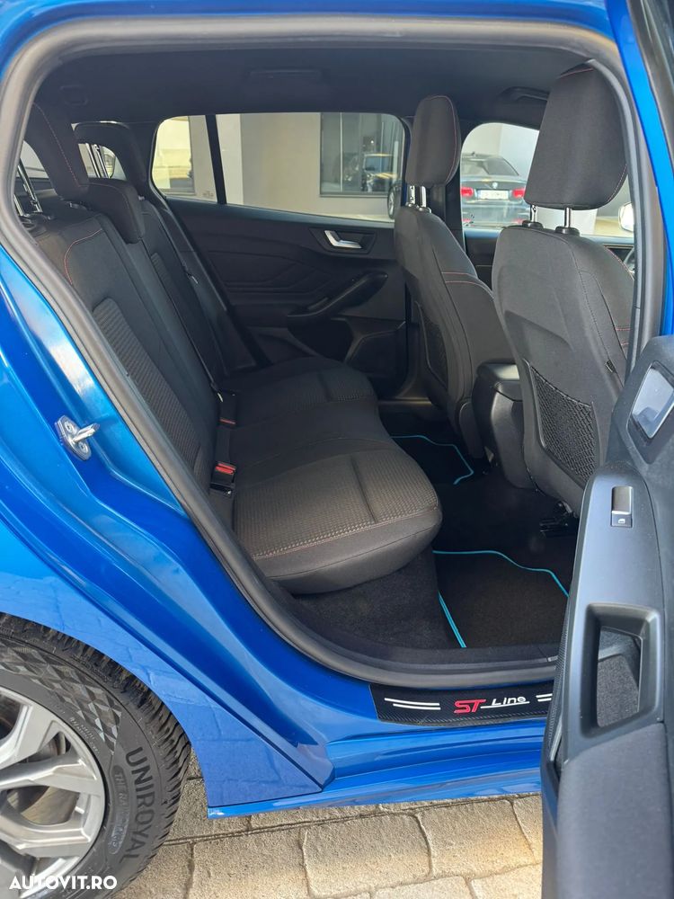 Ford Focus 1.5 EcoBlue Start-Stopp-System Aut. ST-LINE - 13