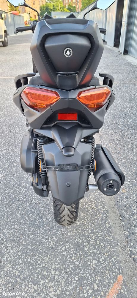 Yamaha X-max - 12