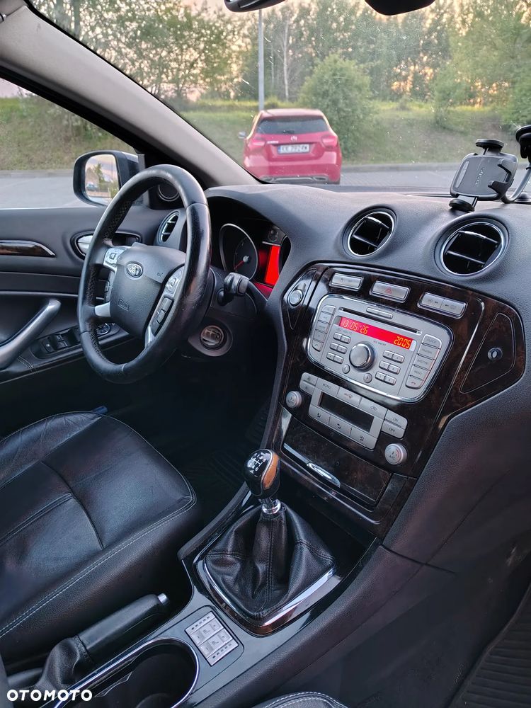 Ford Mondeo 1.8 TDCi Ghia X - 11