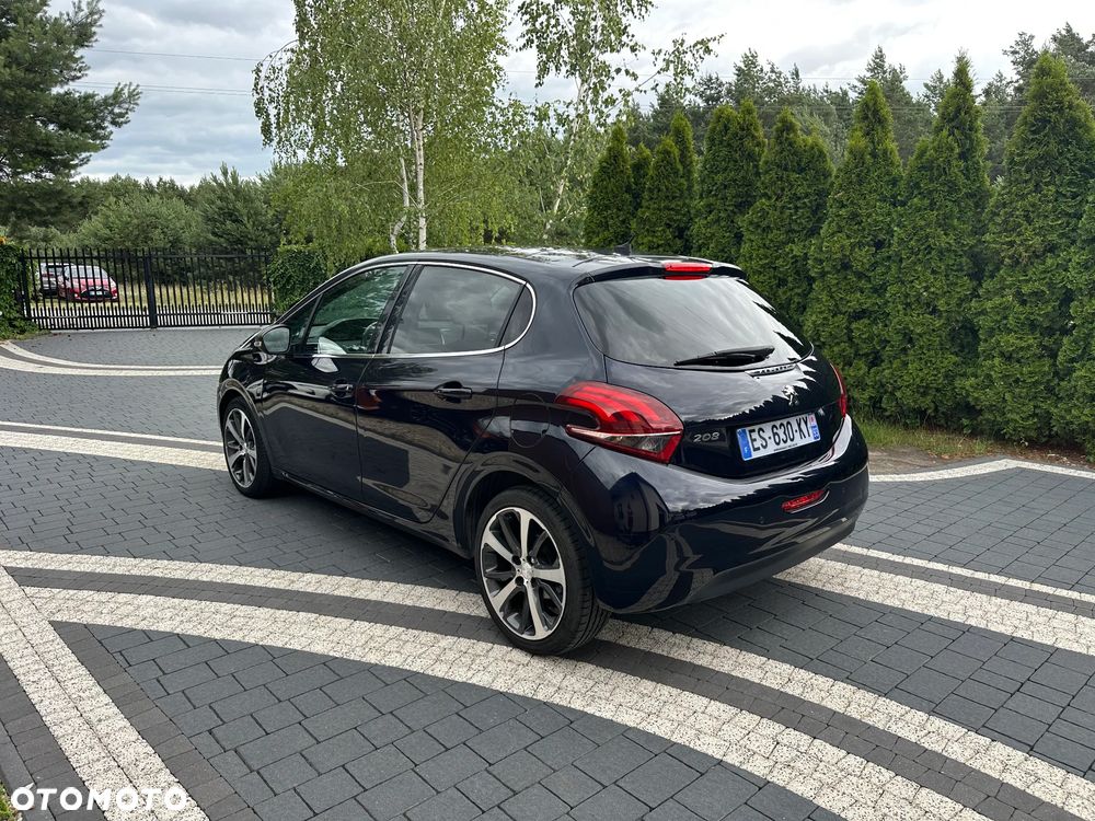 Peugeot 208 PureTech 110 Stop & Start EAT6 Signature - 20