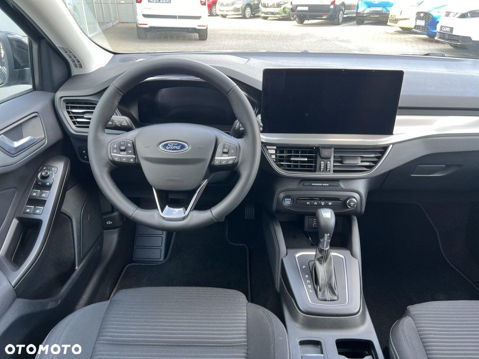 Ford Focus - 12