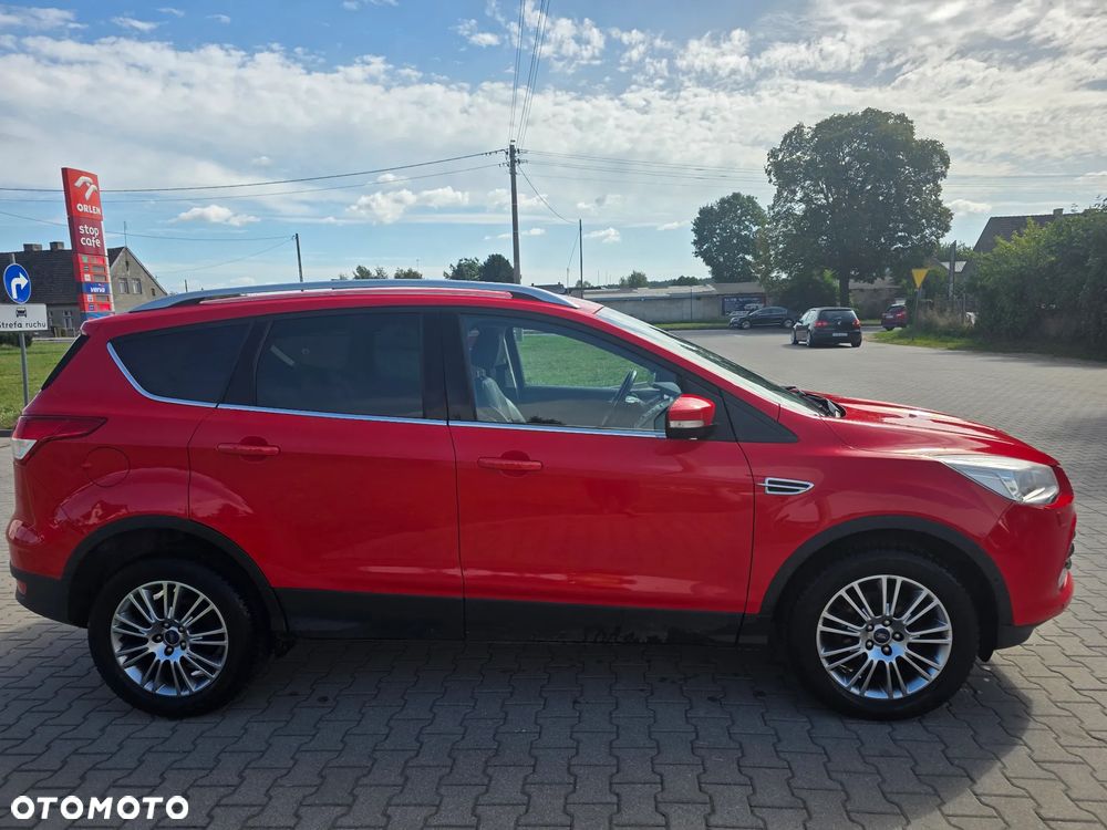 Ford Kuga 1.6 EcoBoost 2x4 Titanium - 6
