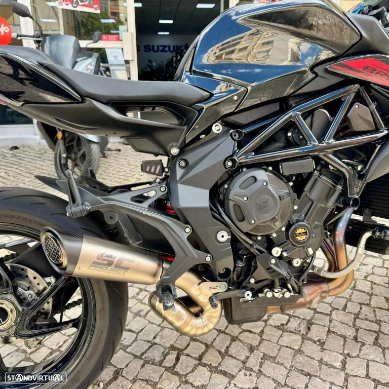 MV Agusta Brutale R - 17