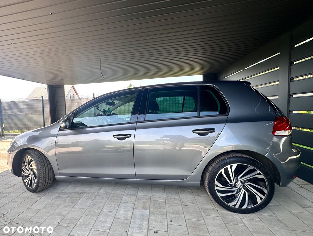 Volkswagen Golf 2.0 TDI Highline - 26