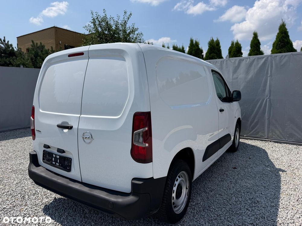 Opel Combo - 8