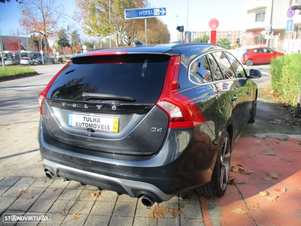 Volvo V60 2.0 D4 R-Design Summum Geartronic - 14
