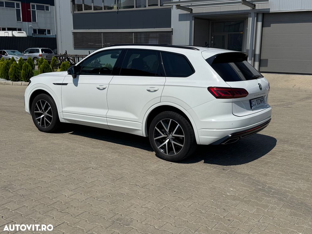 Volkswagen Touareg V6 TSI R-Style - 4
