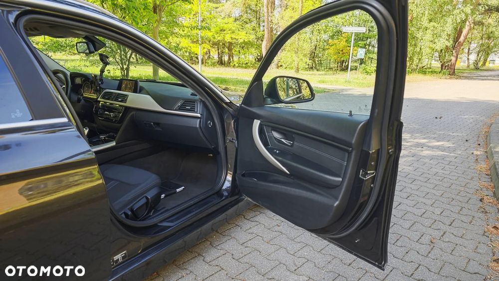 BMW Seria 3 320d Efficient Dynamics Edition - 9