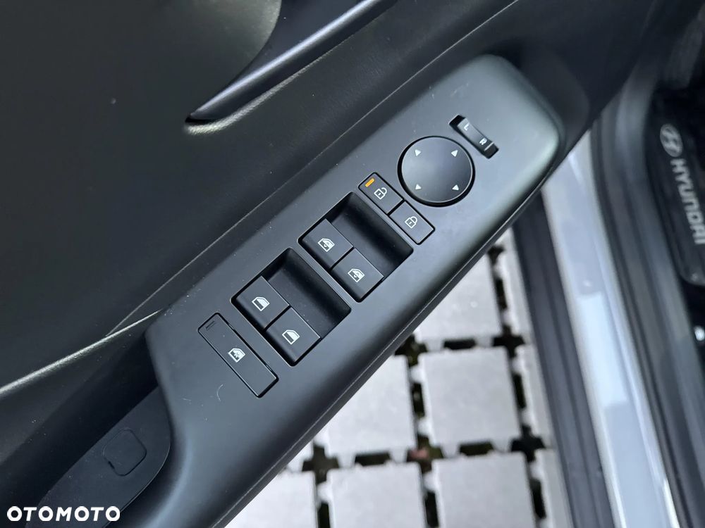 Hyundai Kona 1.6 GDI Hybrid Smart DCT - 20