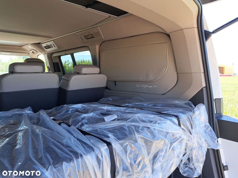 Volkswagen California - 28