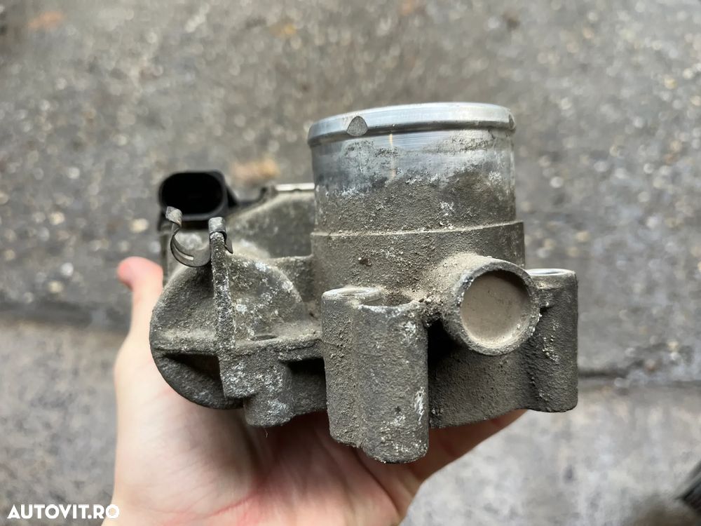 Clapeta acceleratie Ford Fiesta MK6 benzina 2011 - 7