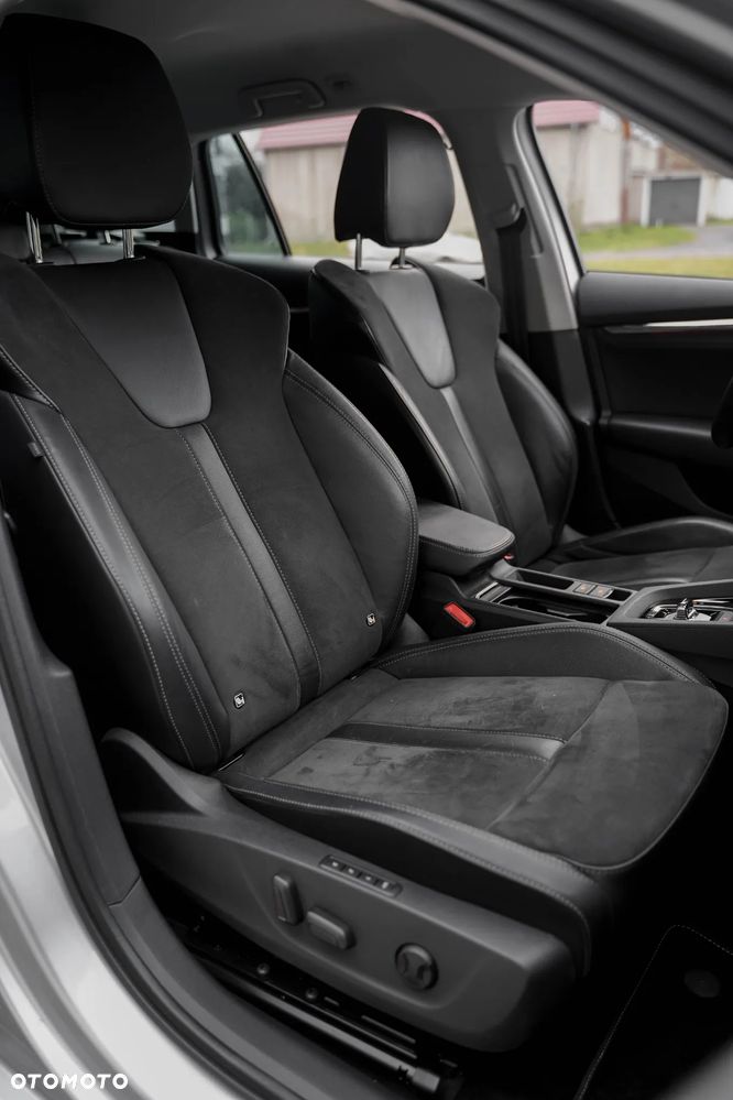 Skoda Octavia 2.0 TDI Style DSG - 32