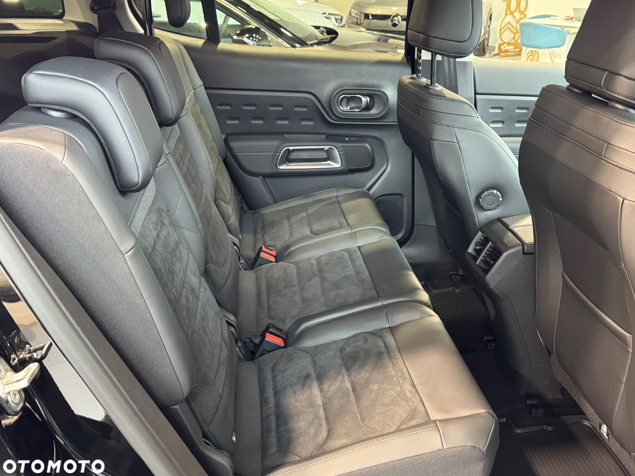 Citroën C5 Aircross 1.2 mHEV Max eDCT6 - 10